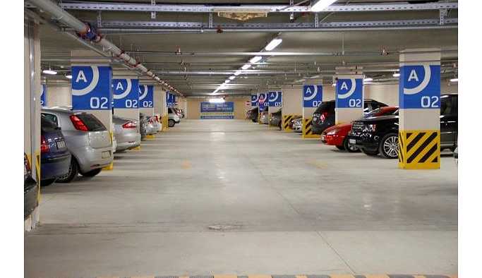 Her daireye bir otopark zorunluluğu yine ertelendi