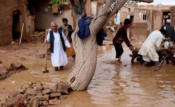 İklim Krizi Afganistan’da Bir Yandan Ölümcül Selleri Bir Yandan Açlığı Körüklüyor